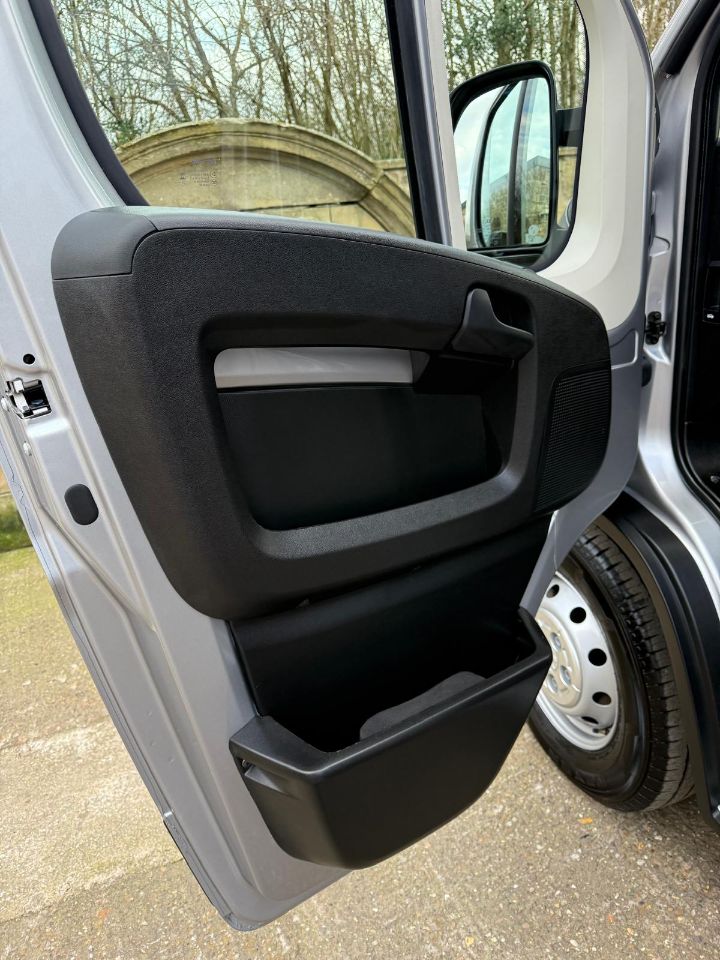 Vauxhall Movano