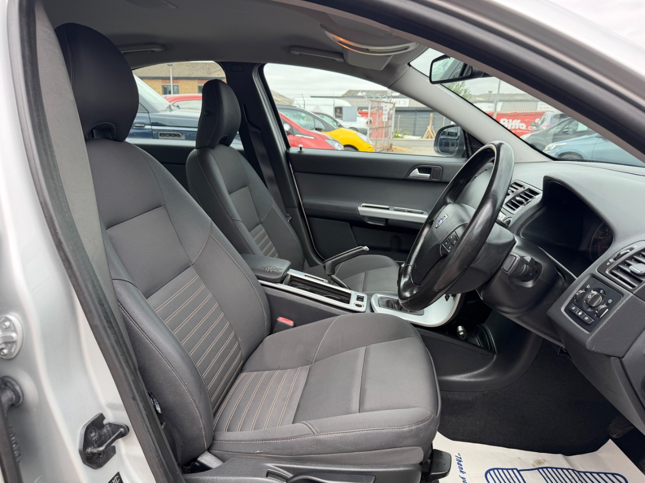 Volvo S40