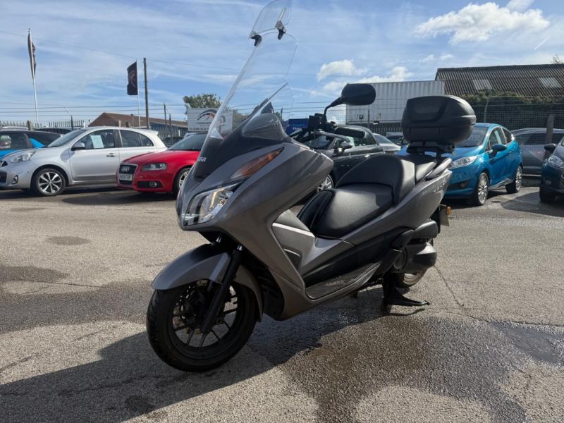 Honda NSS300 Forza