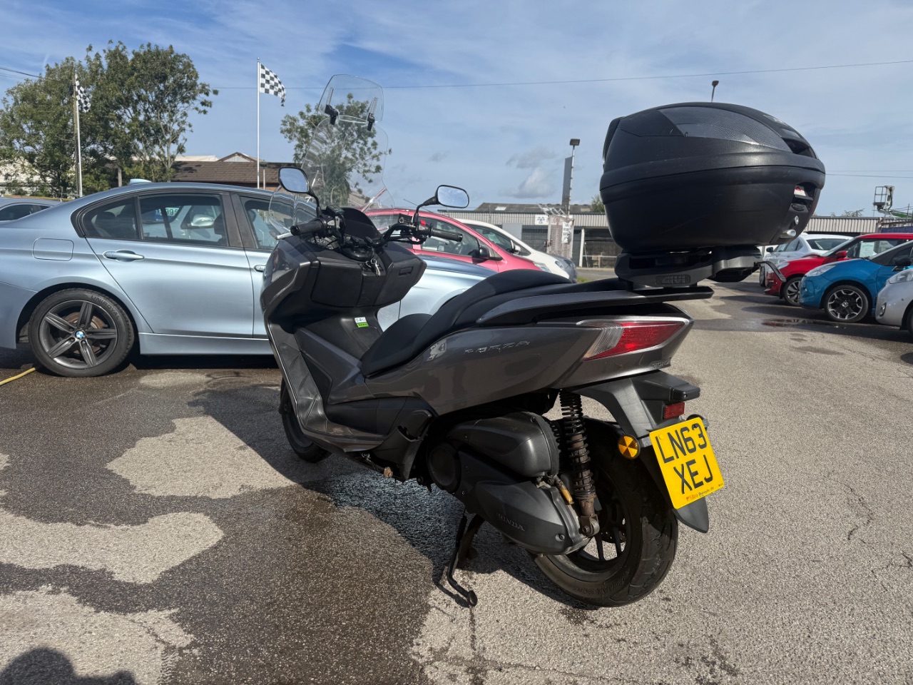 Honda NSS300 Forza