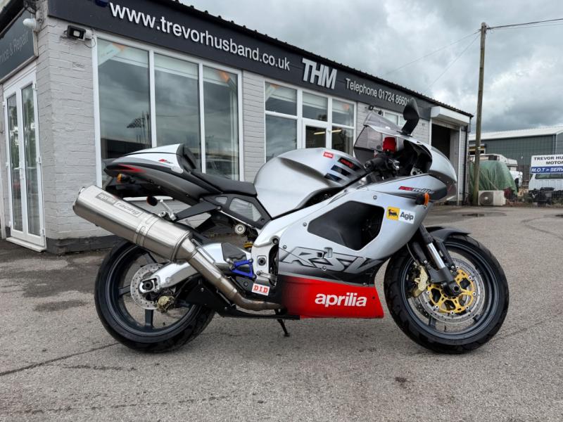 Aprilia RSV1000