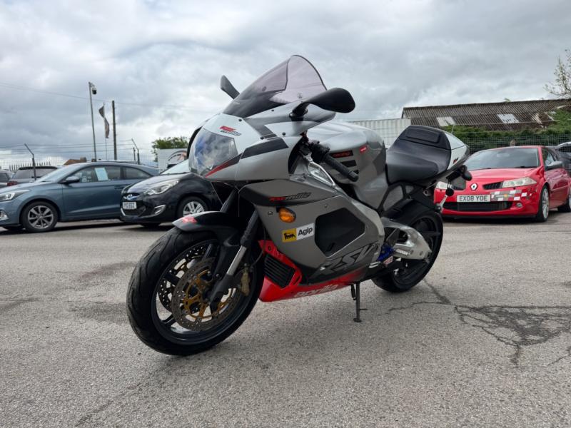 Aprilia RSV1000