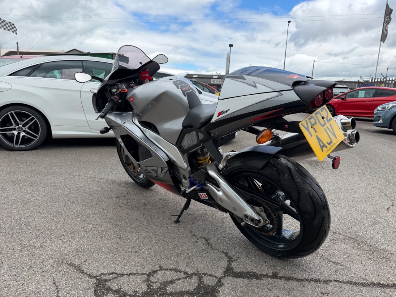 Aprilia RSV1000