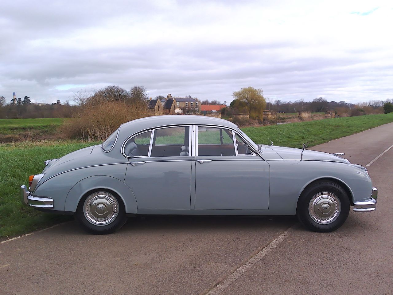 Jaguar MK II