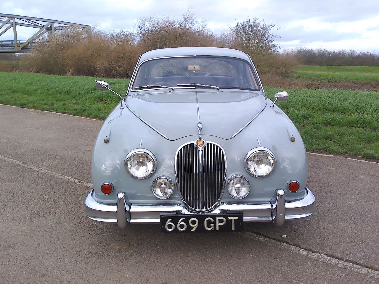 Jaguar MK II