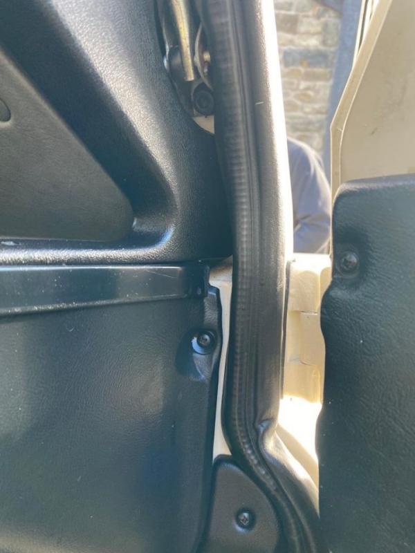 Land Rover Defender 90