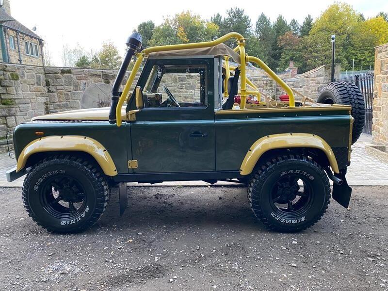 Land Rover Defender 90