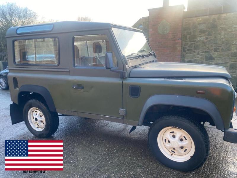 Land Rover Defender 90