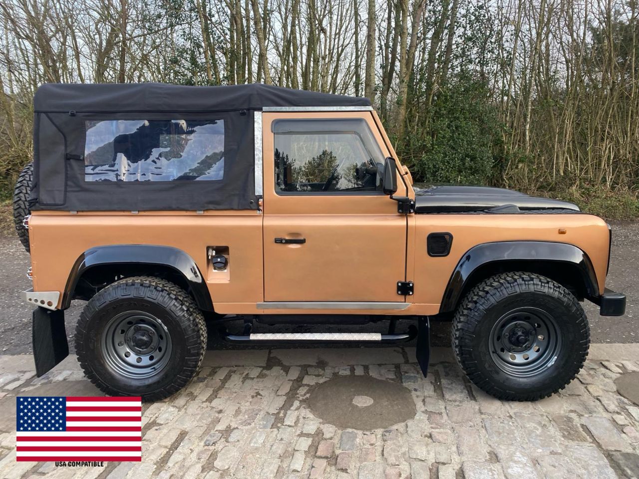 Land Rover Defender 90
