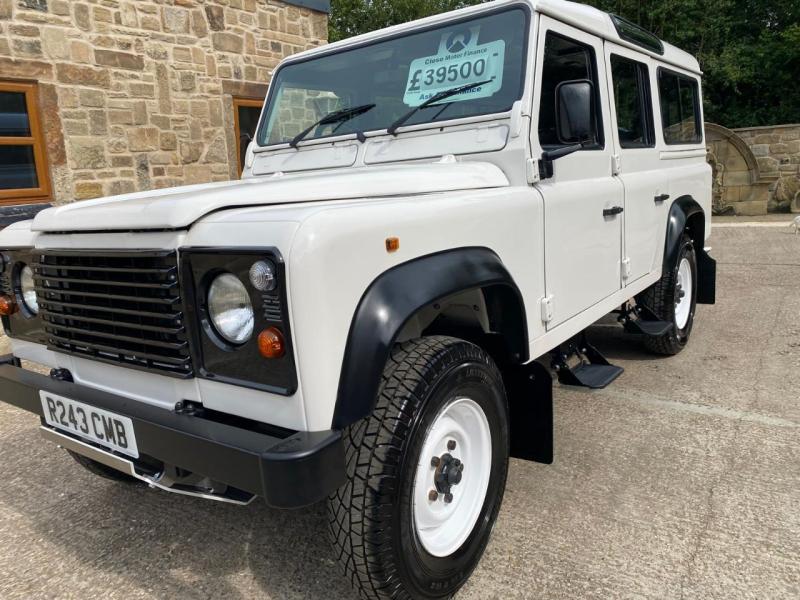 Land Rover Defender 110