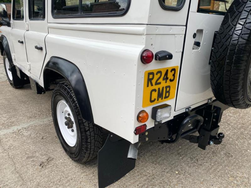 Land Rover Defender 110