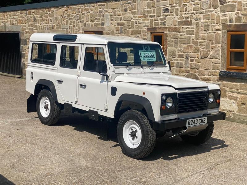 Land Rover Defender 110