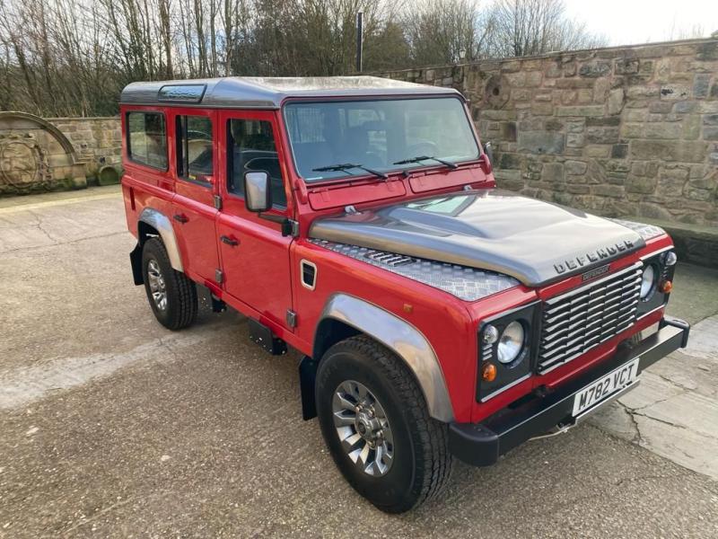 Land Rover Defender 110