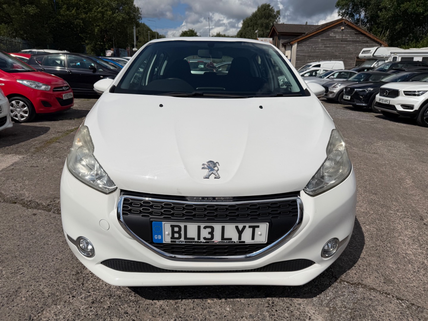 Peugeot 208