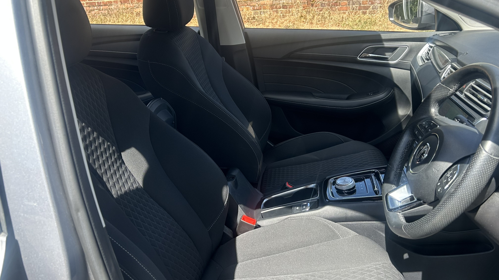 MG Motor UK MG5