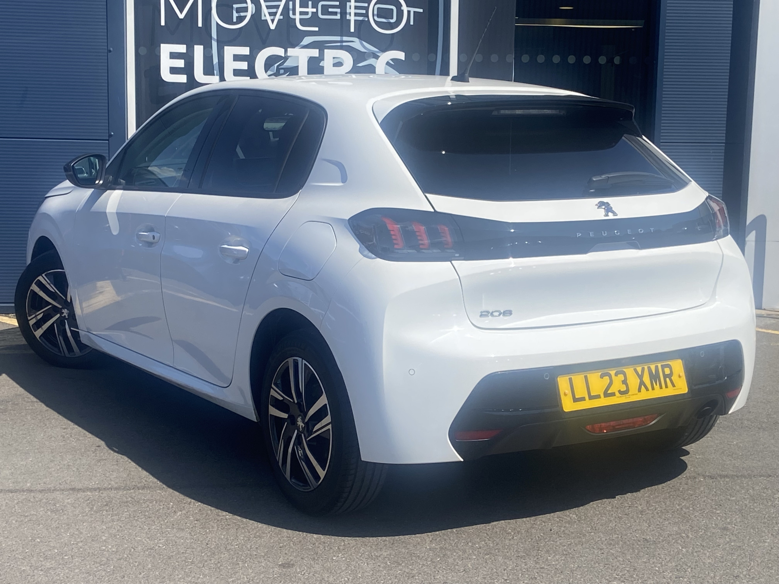 Peugeot 208