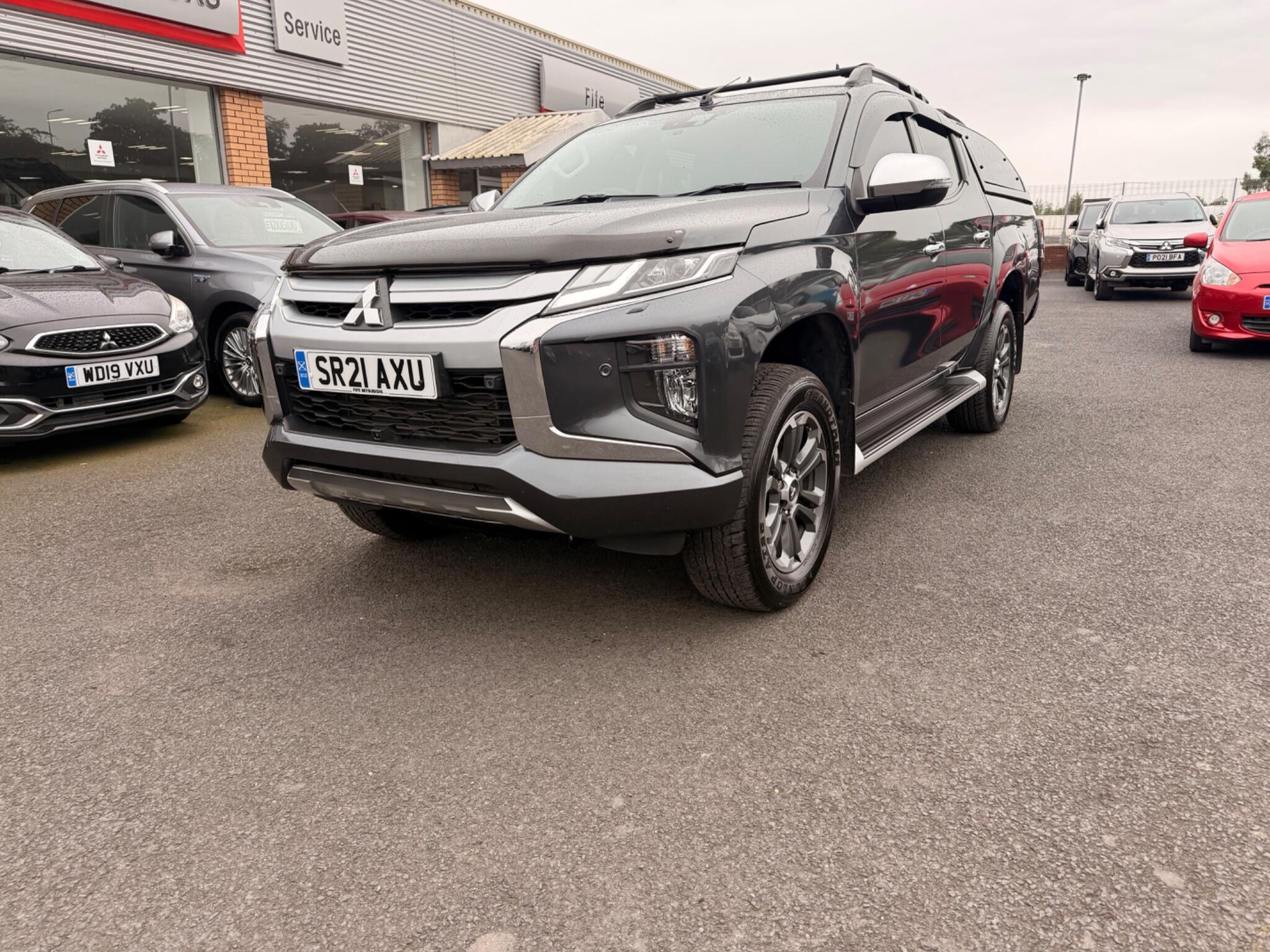 Mitsubishi L200