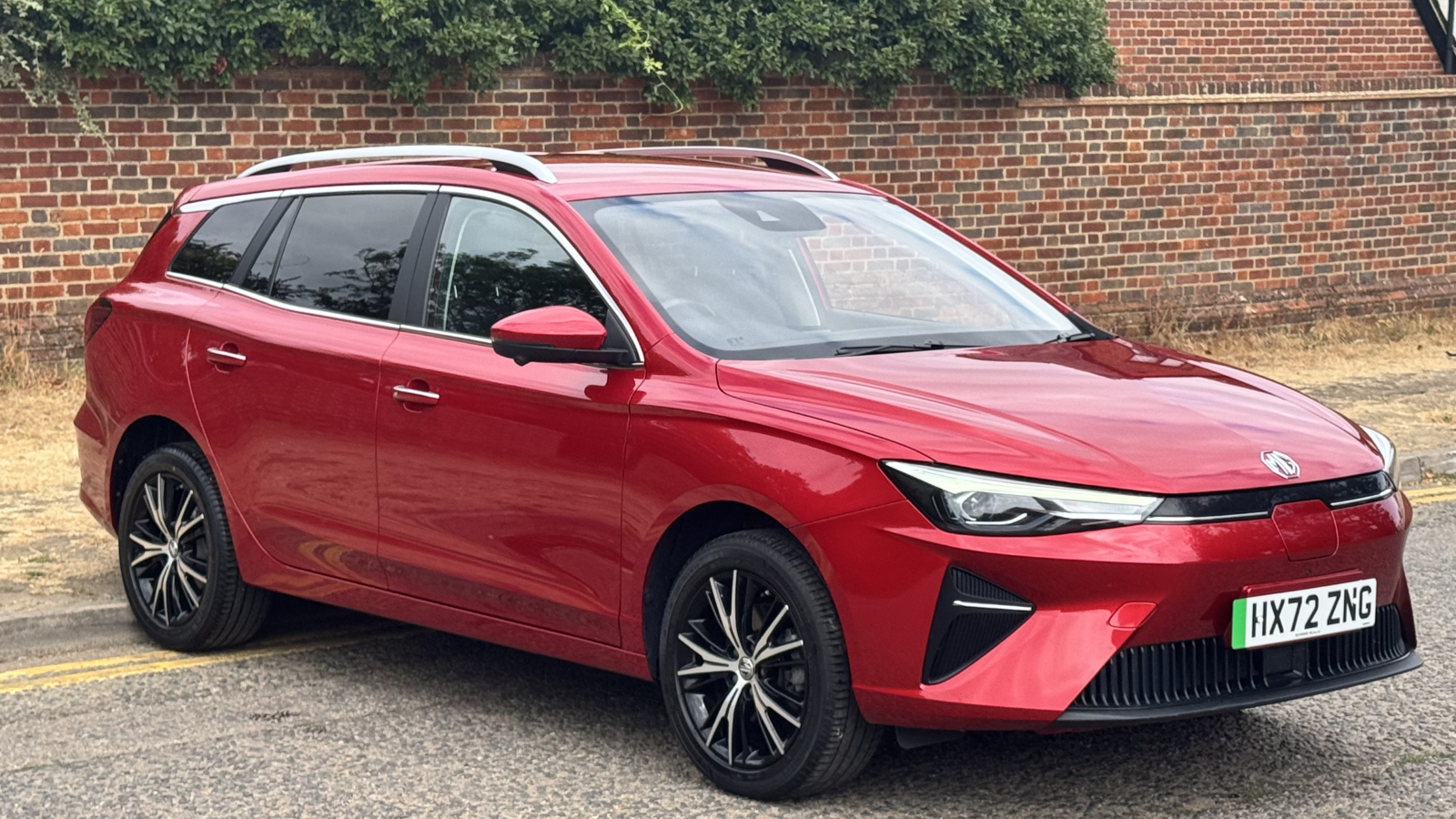 MG Motor UK MG5