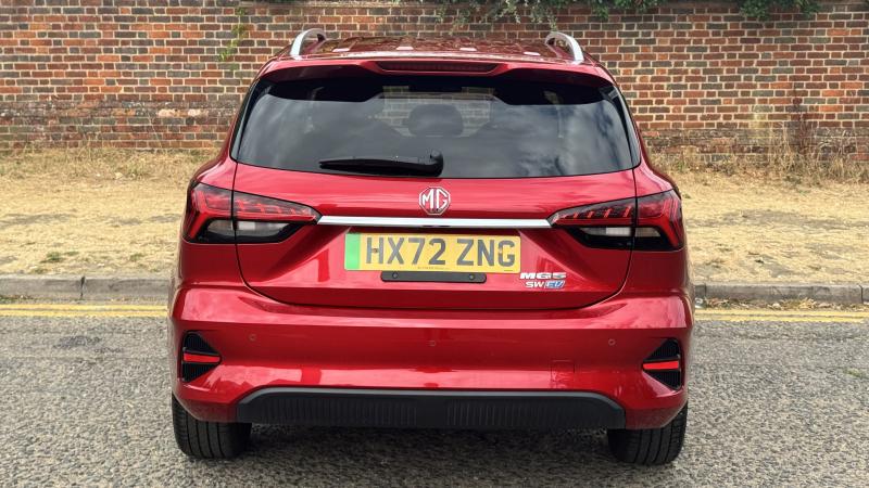 MG Motor UK MG5