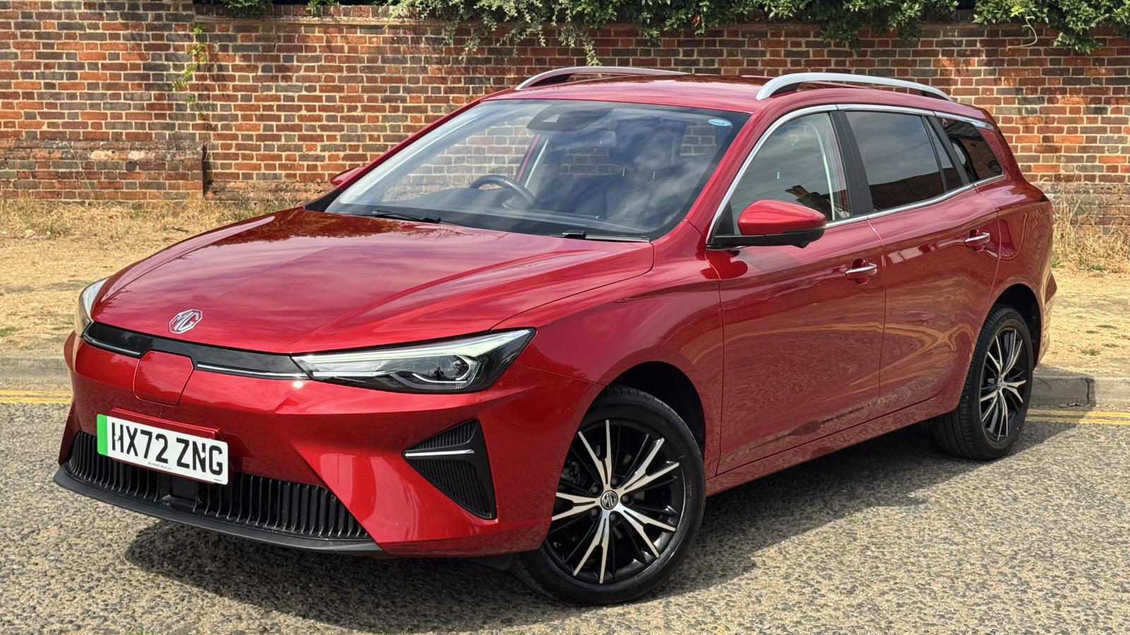 MG Motor UK MG5