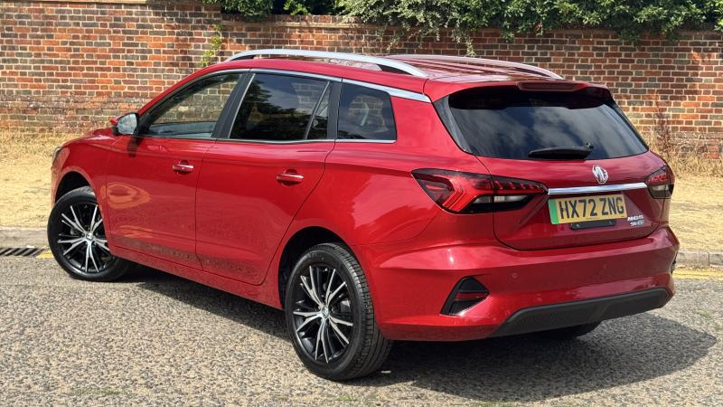MG Motor UK MG5