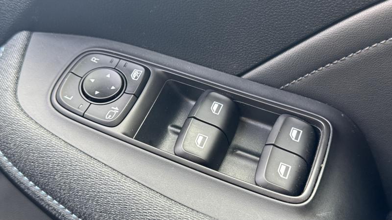 MG Motor UK MG5