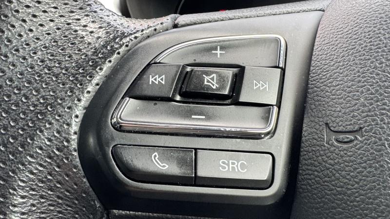 MG Motor UK MG5