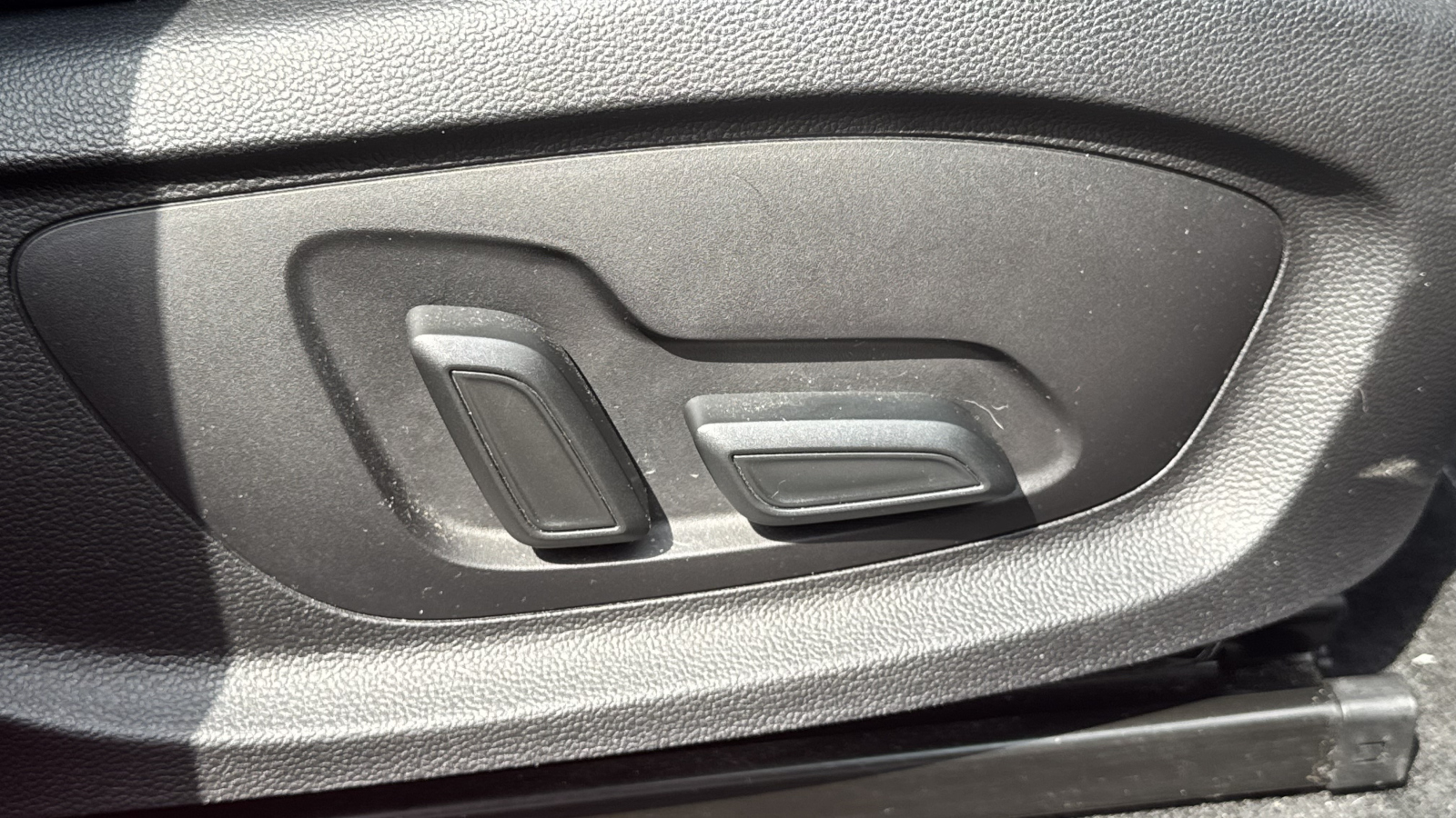 MG Motor UK MG5