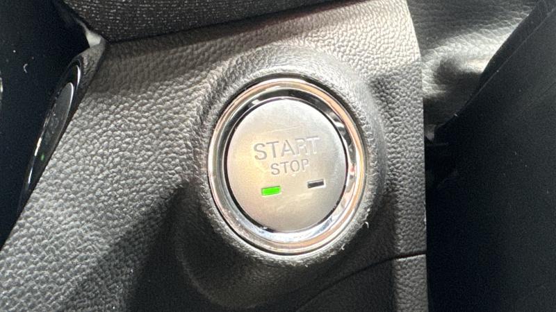 MG Motor UK MG5