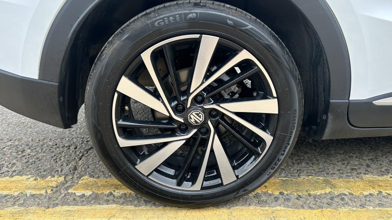 MG Motor UK ZS