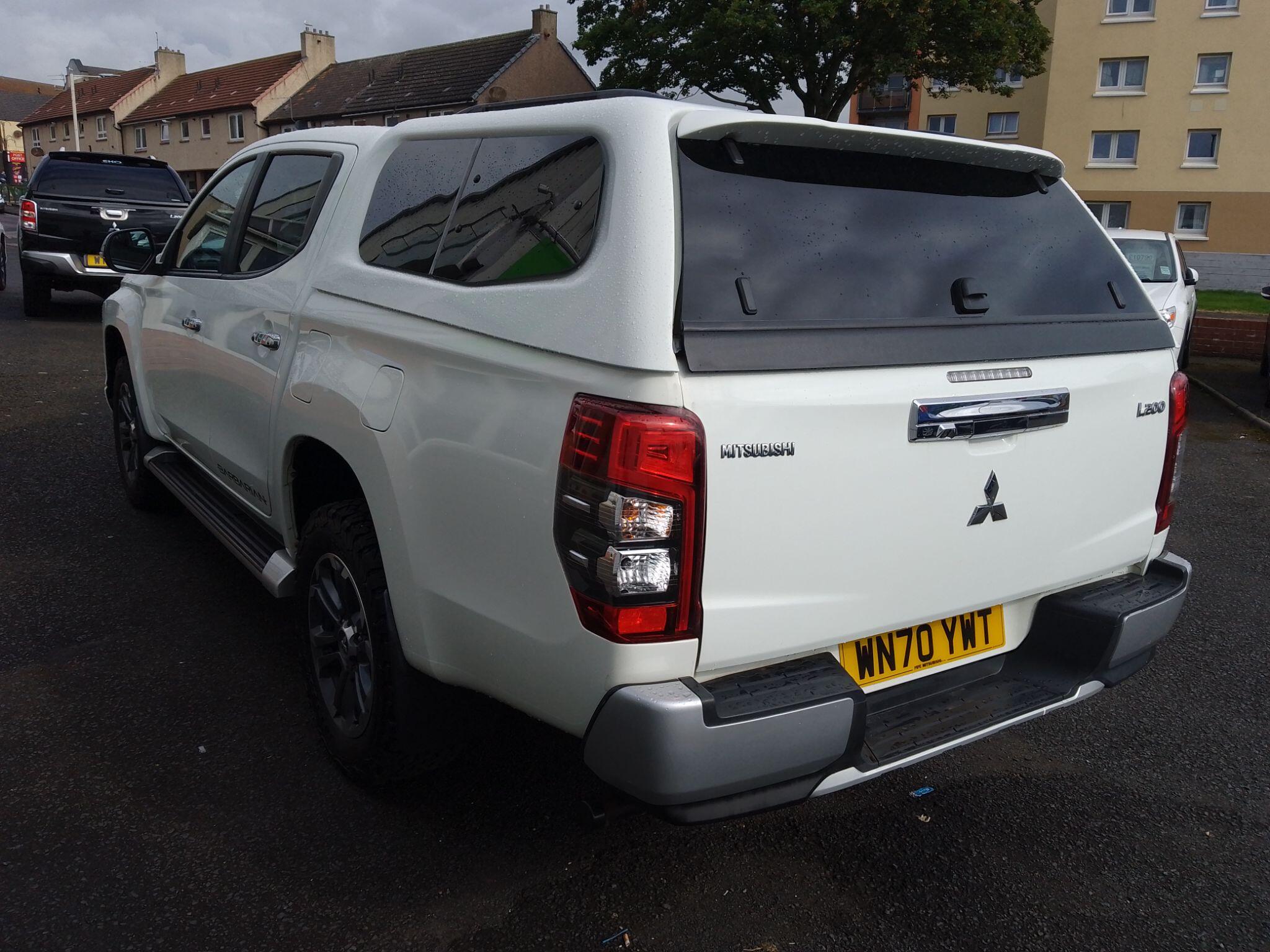 Mitsubishi L200