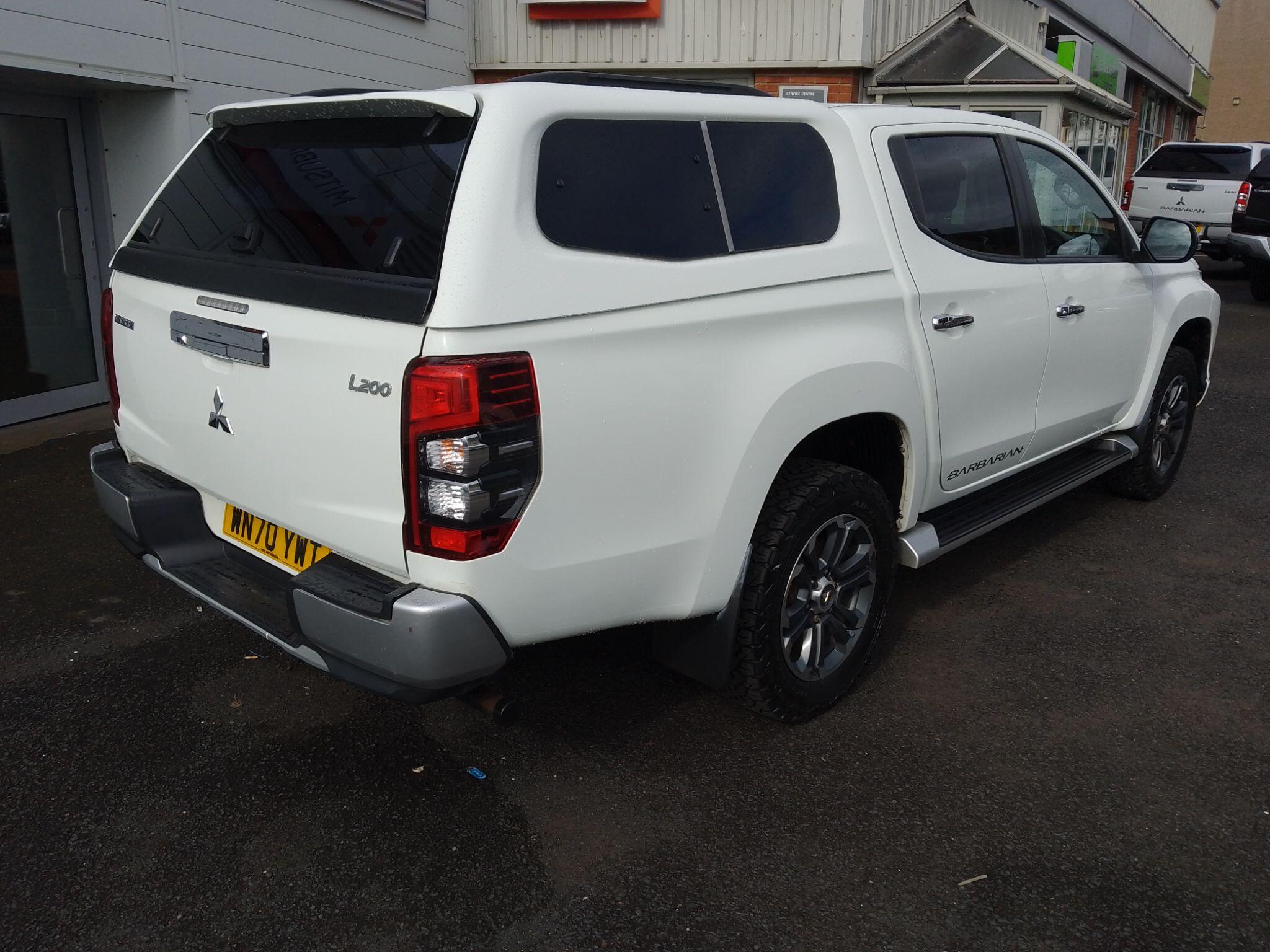 Mitsubishi L200