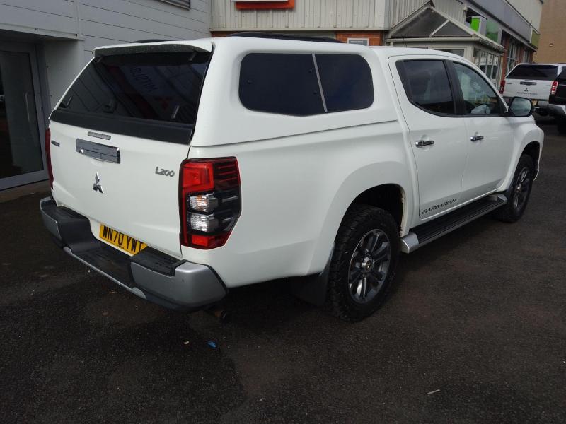 Mitsubishi L200