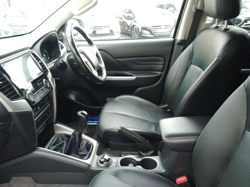 Mitsubishi L200
