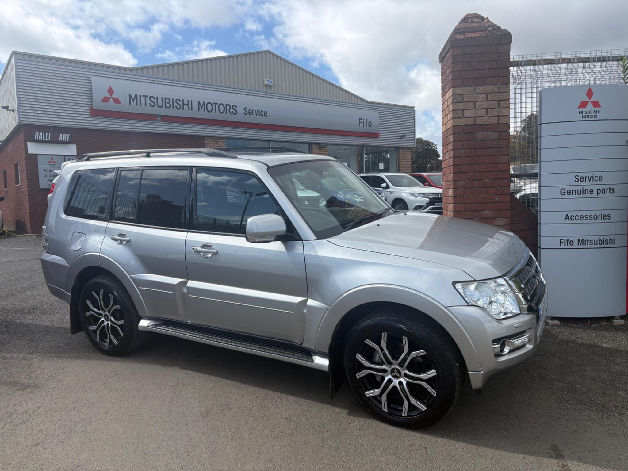 Mitsubishi Shogun