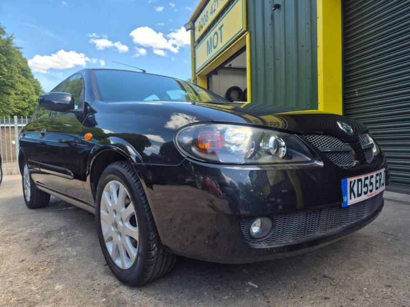 Nissan Almera