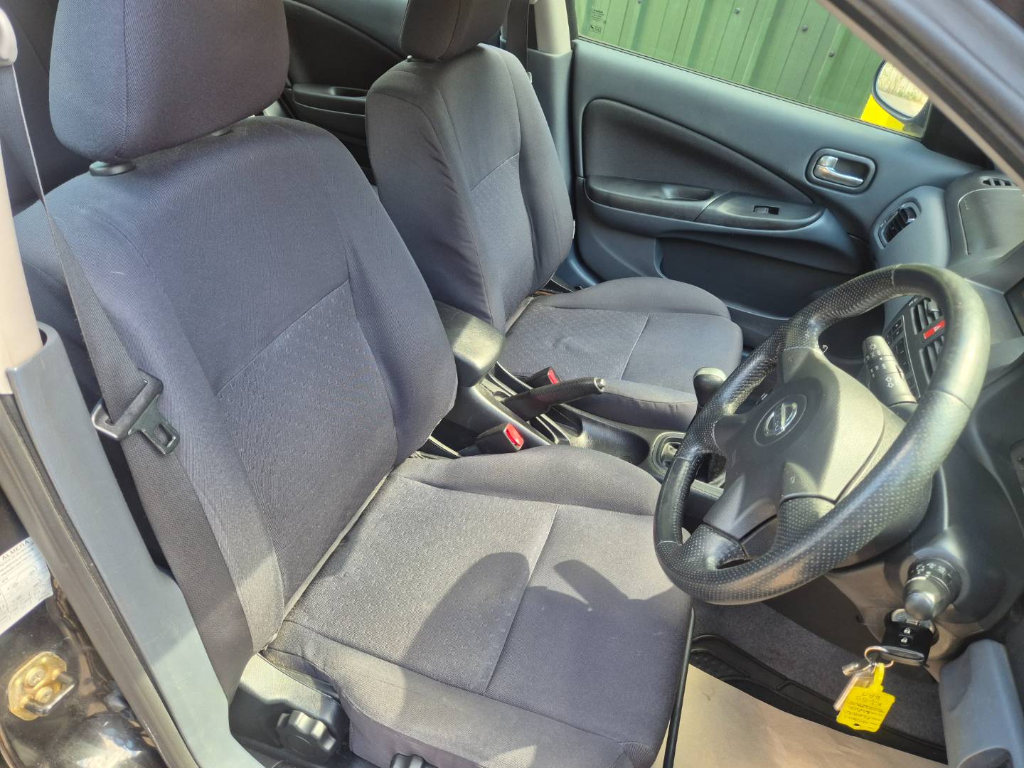 Nissan Almera