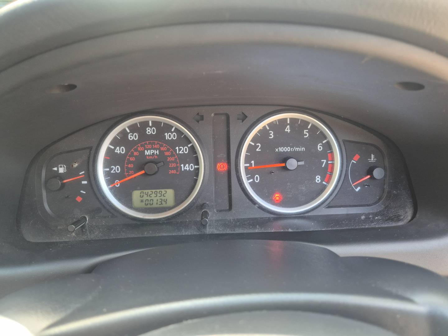 Nissan Almera