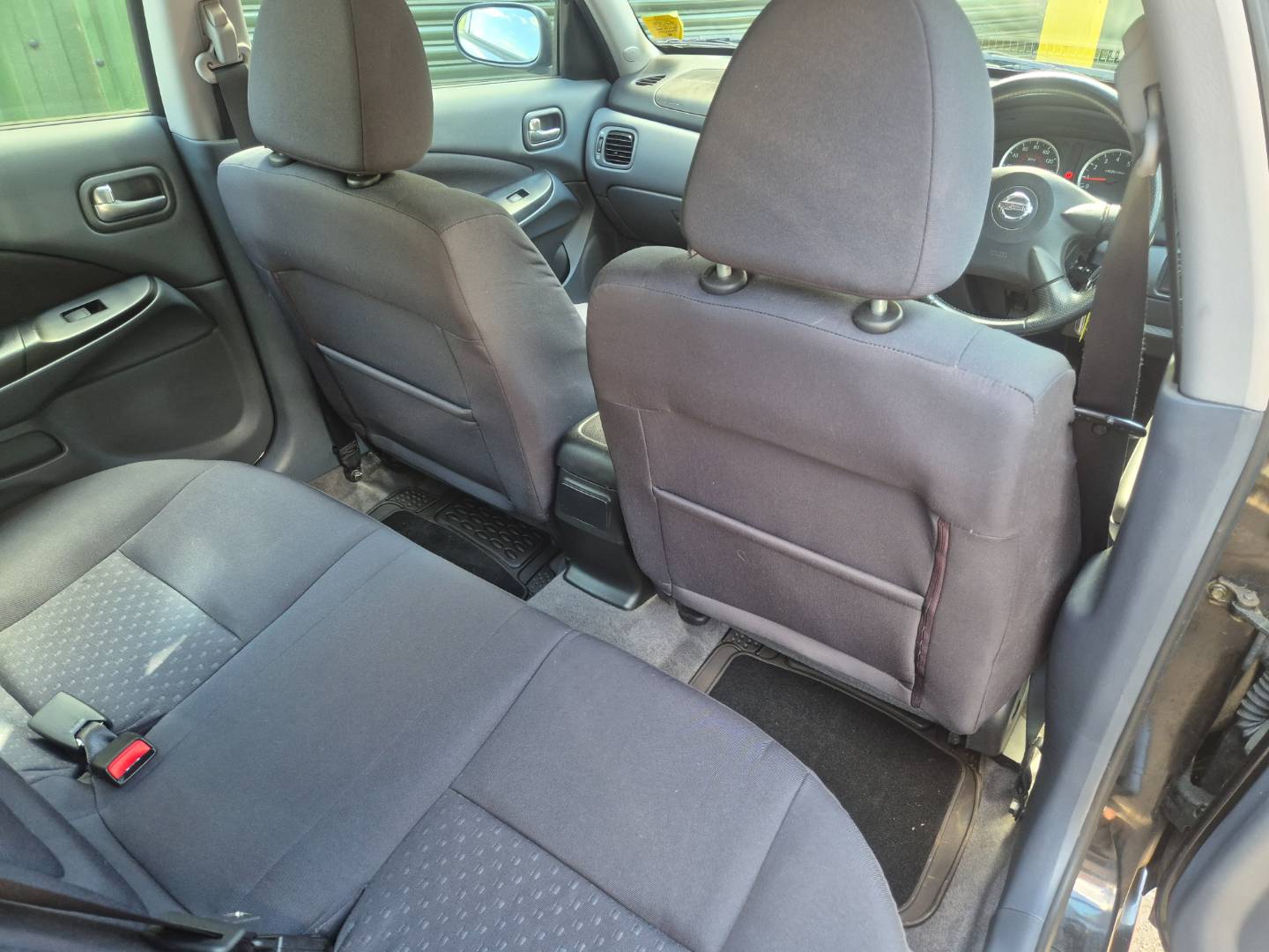 Nissan Almera