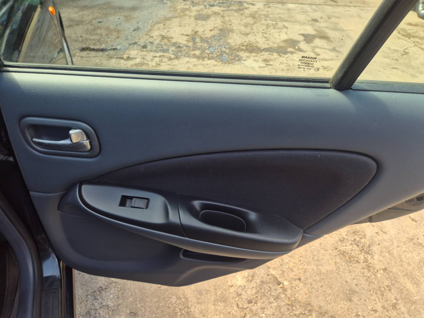Nissan Almera