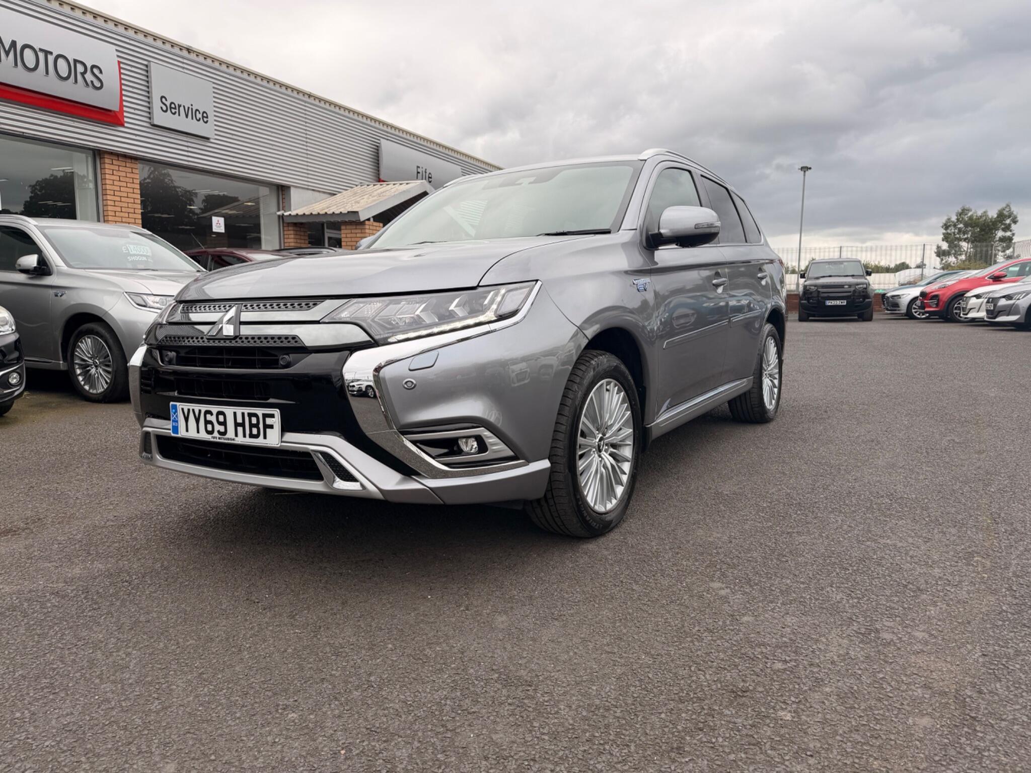 Mitsubishi Outlander