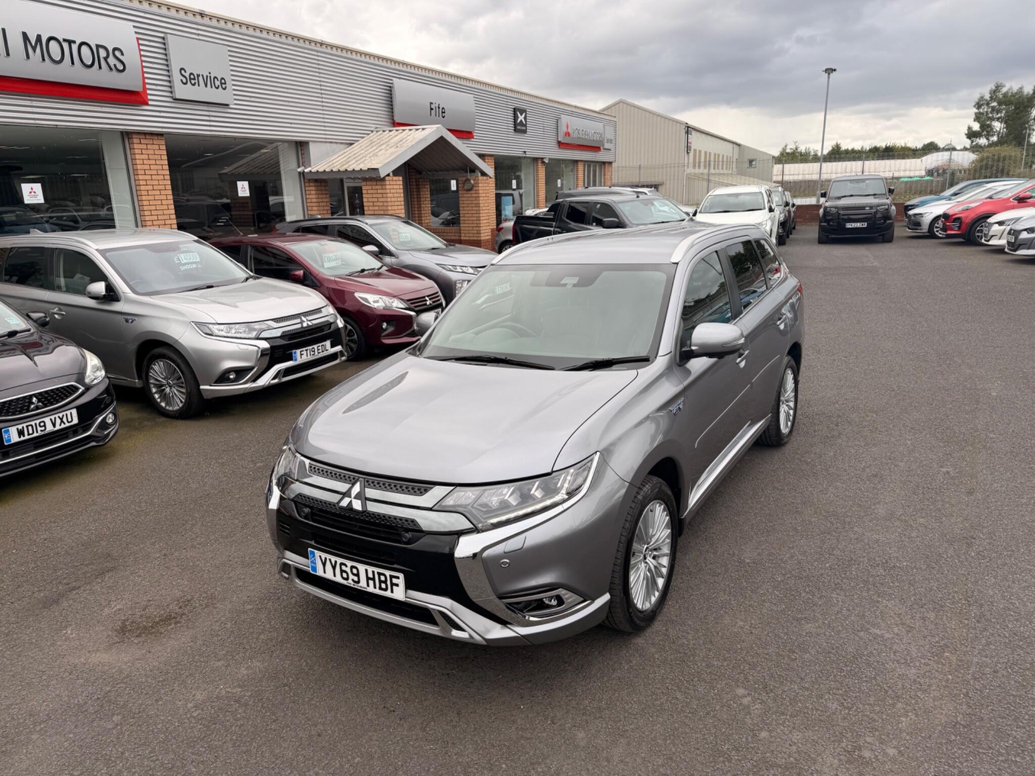 Mitsubishi Outlander