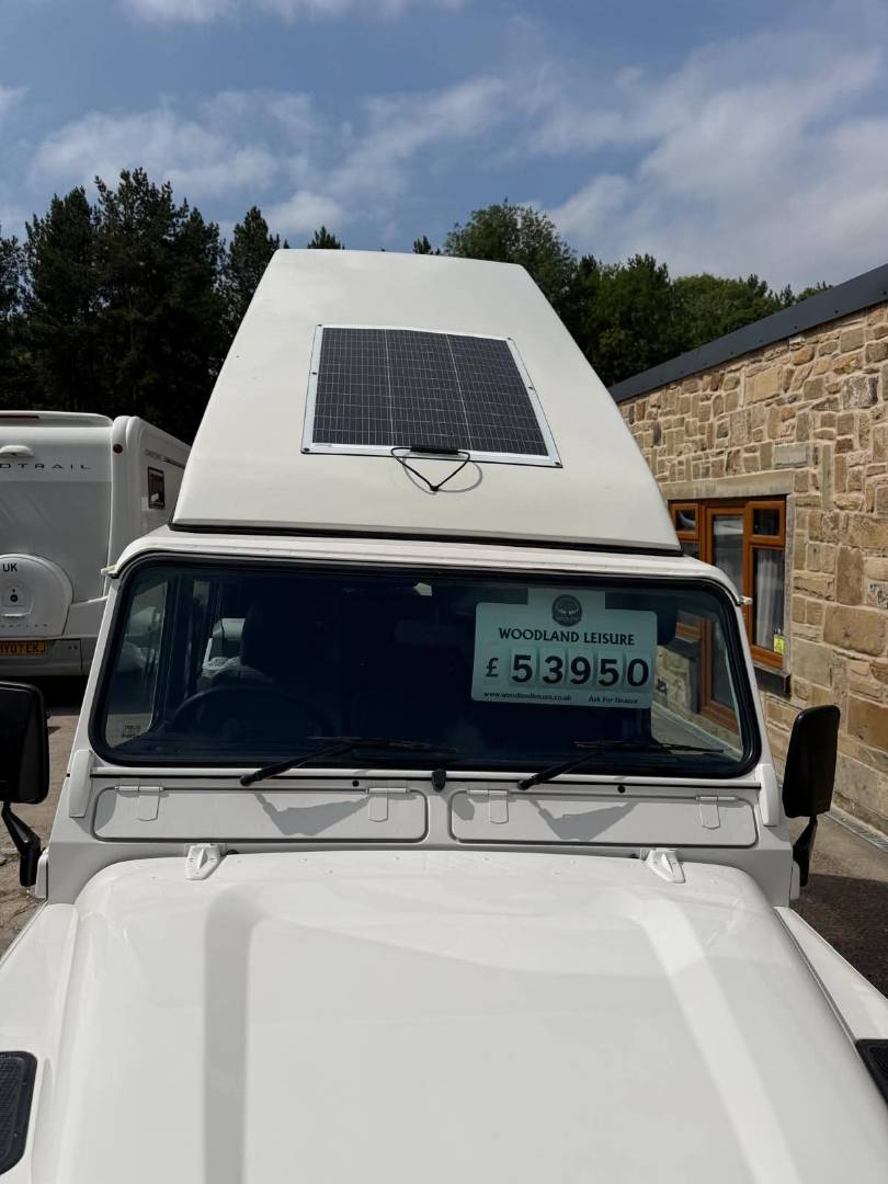 Land Rover Defender 110
