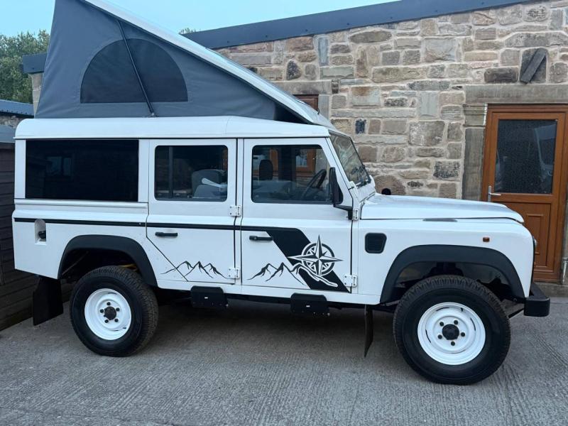 Land Rover Defender 110