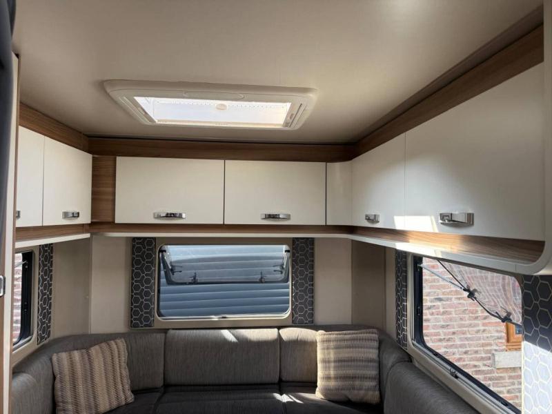 Swift Escape 622