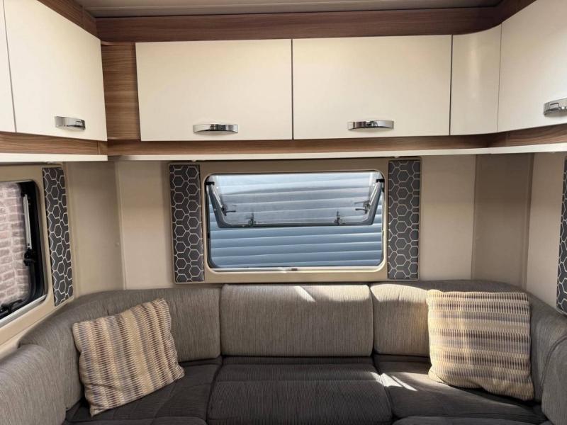 Swift Escape 622
