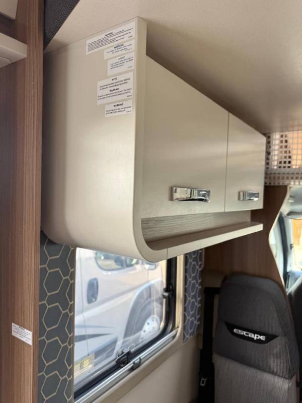 Swift Escape 622