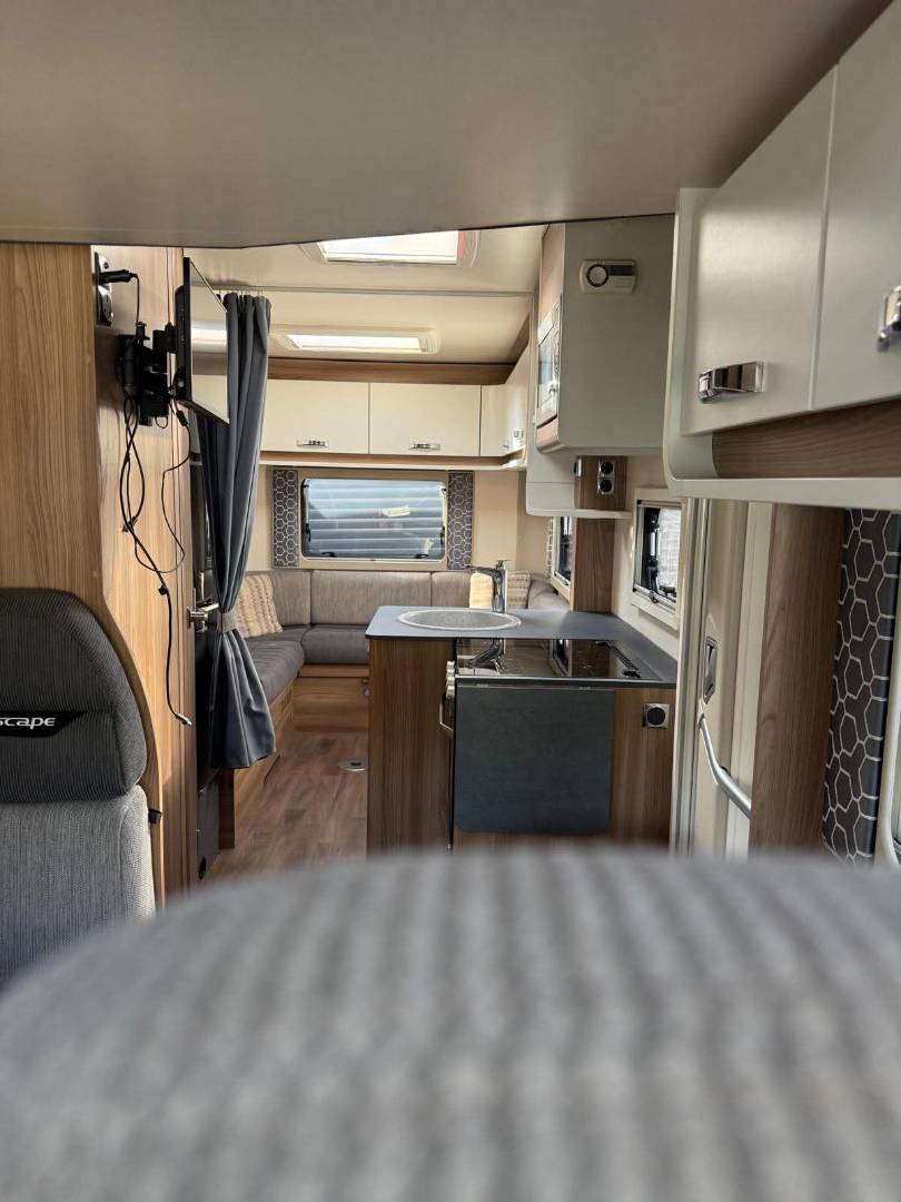 Swift Escape 622