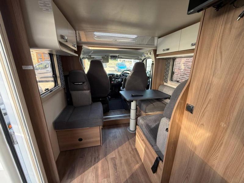 Swift Escape 622