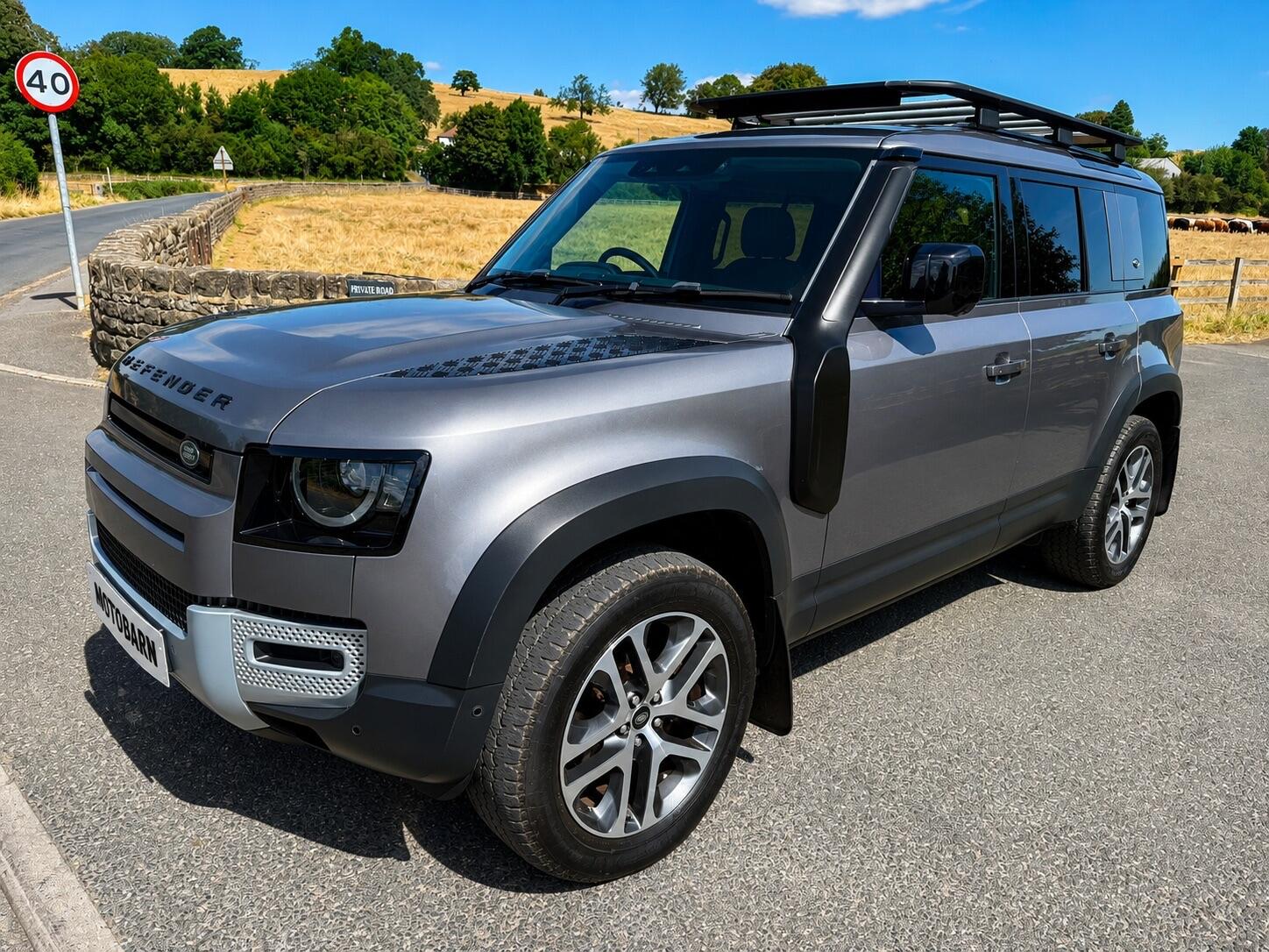 Land Rover Defender 110